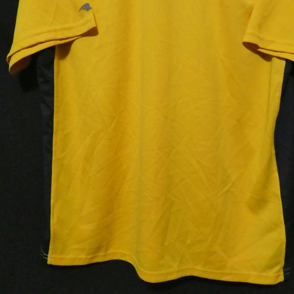 ATHLETIC WORKS | medium| Yellow Exercise Tee | White Stripes | Black Mesh Sides - Picture 10 of 10